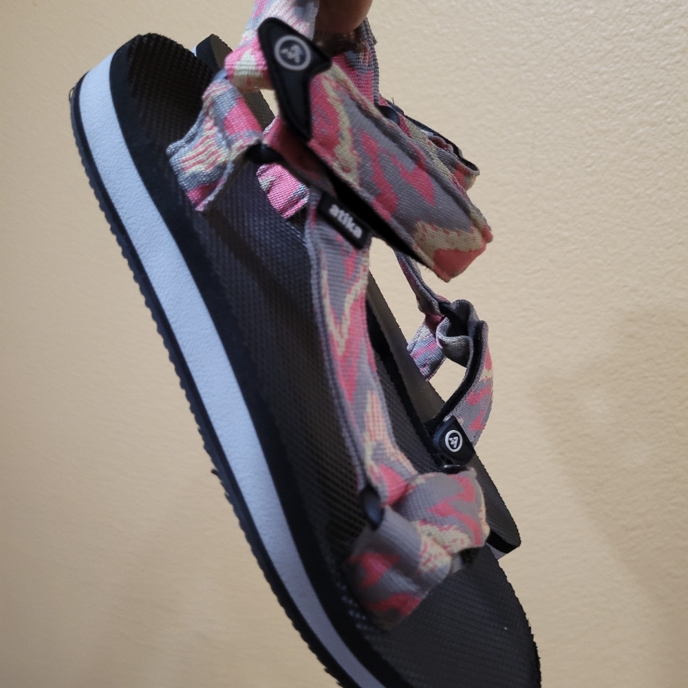 Atika sandals - Picture 4 of 12